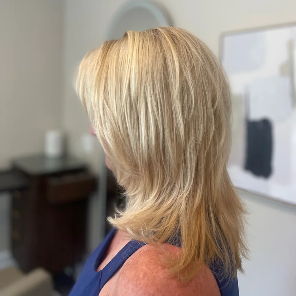 Root color with grey coverage