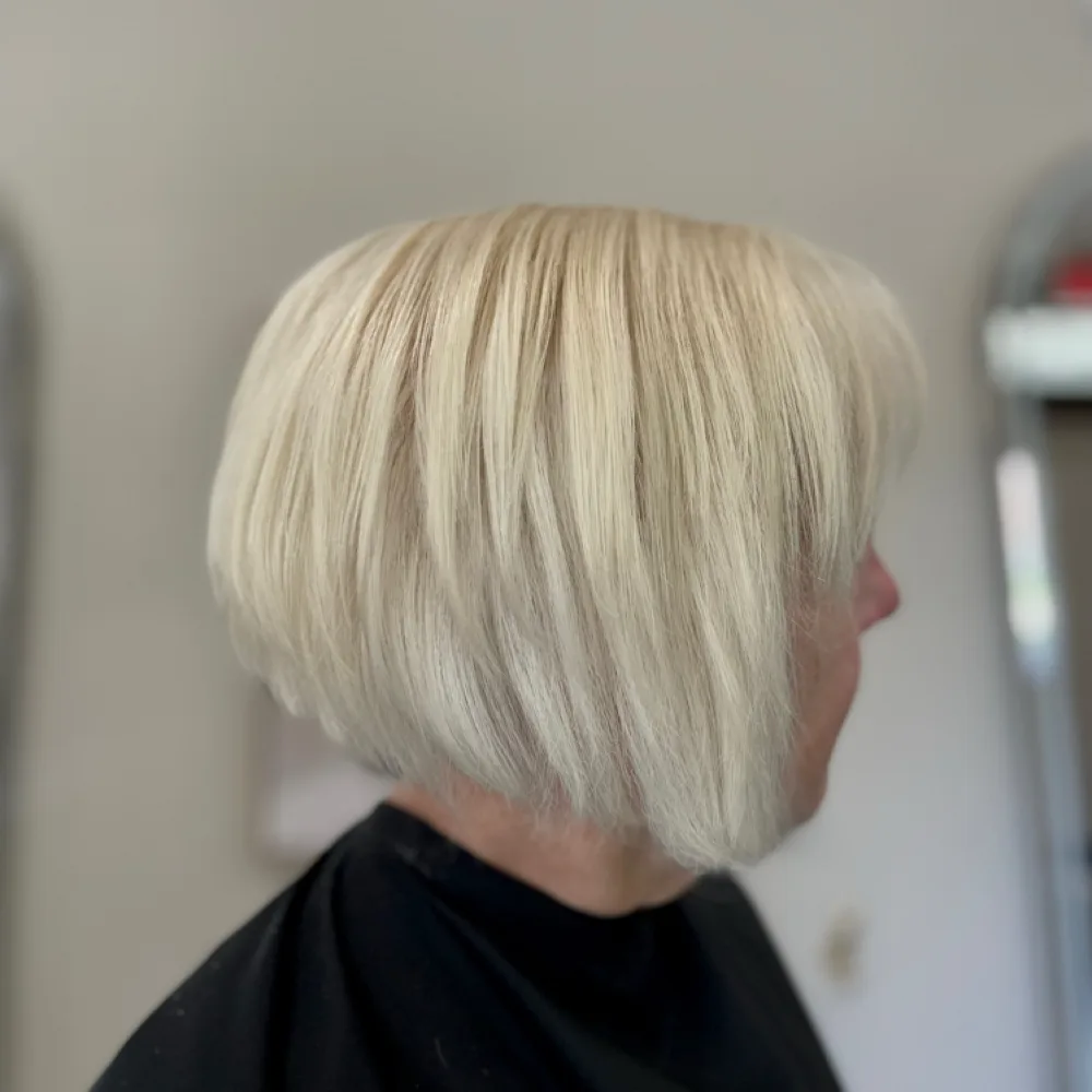 Bleach root retouch